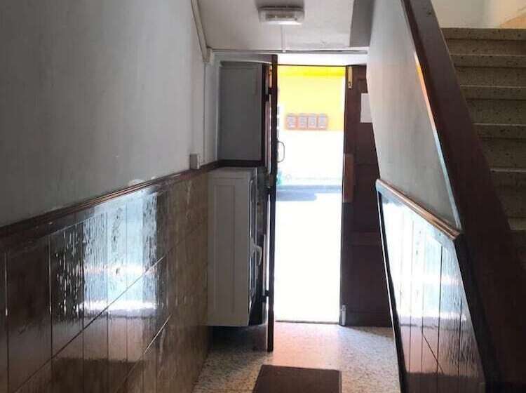 مسافرخانه Pension Alvarez