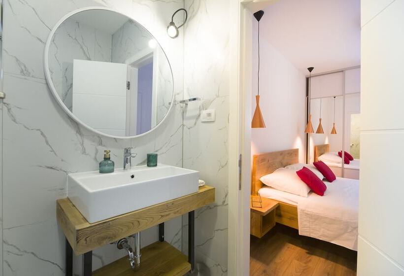 پانسیون Guest House Bulli