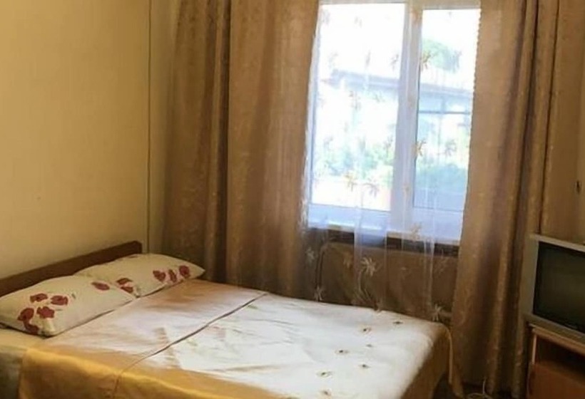 پانسیون Sadorini Guest House