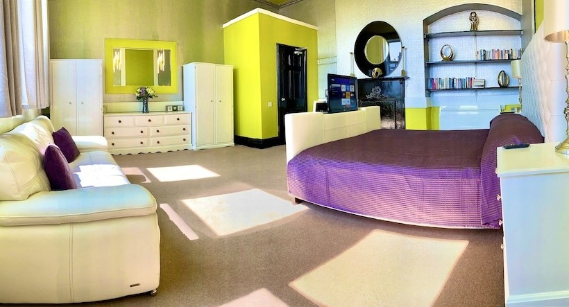 Phoenix Apartments