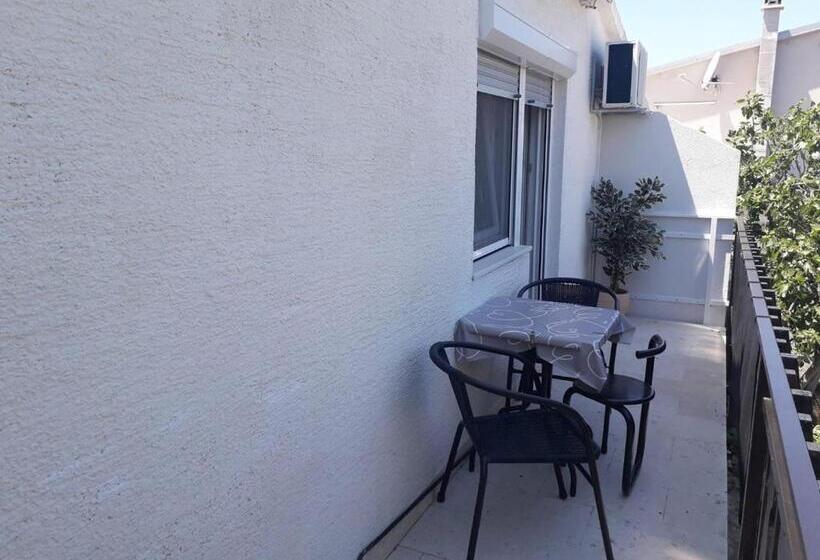 Apartments Carev 1293