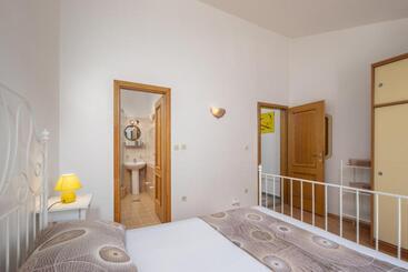 Apartments Lapida
