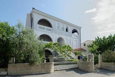 Apartments Udovicic Hh