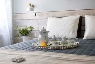 E & G Relax Homes