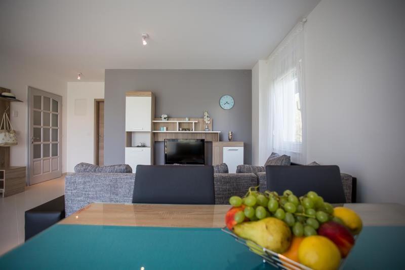 Enelani Apartments