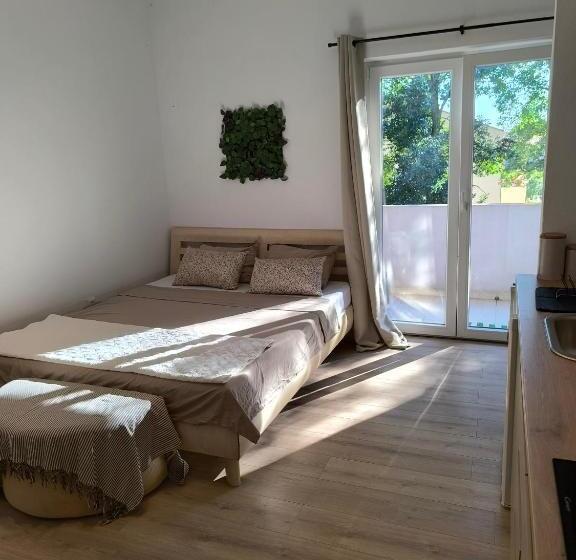 پانسیون Apartment And Rooms Vilma