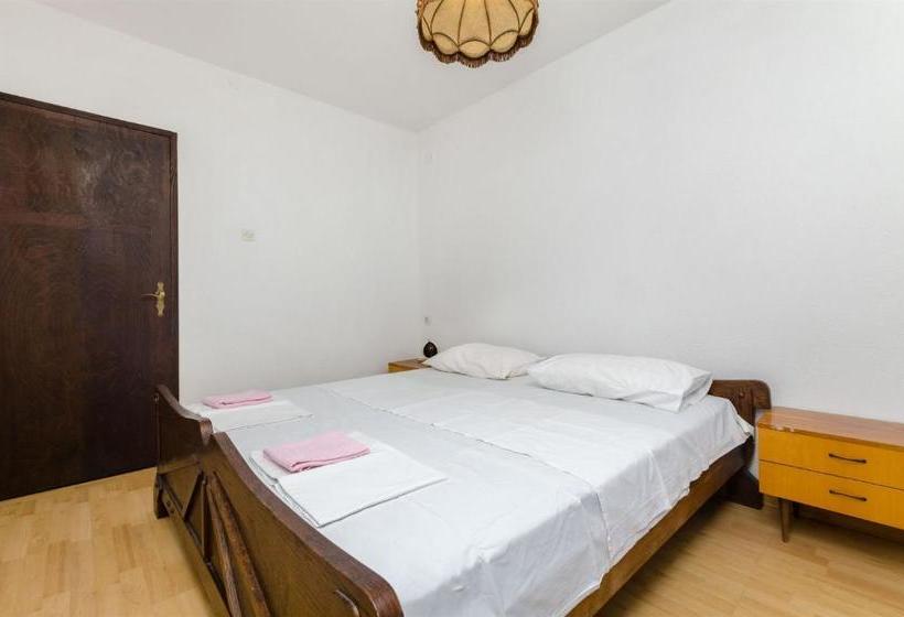 Apartment Barba