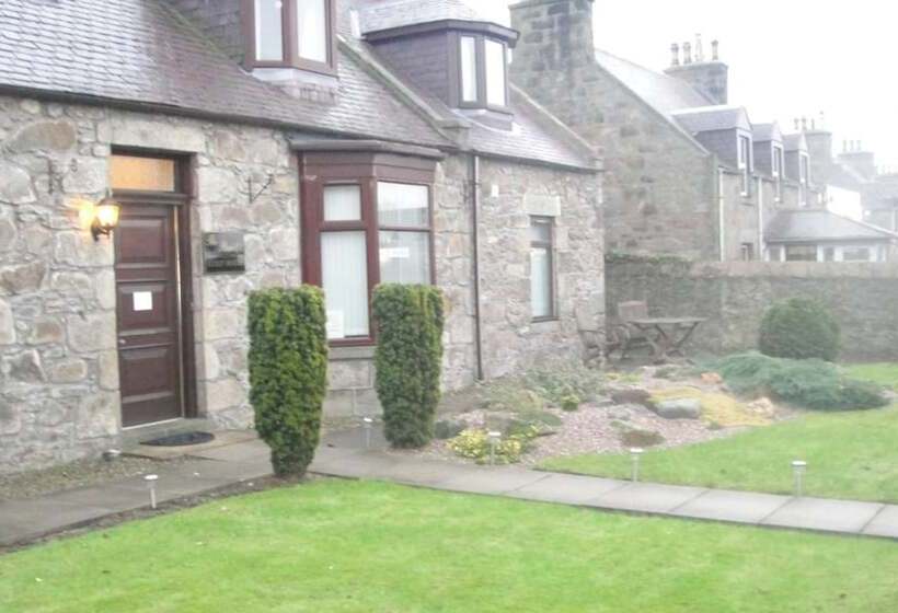پانسیون Beeches Guest House
