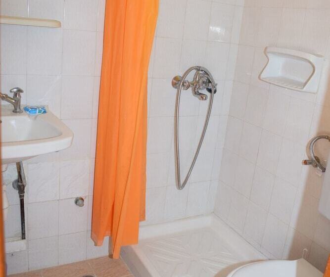 Angelica Rooms & Apartments