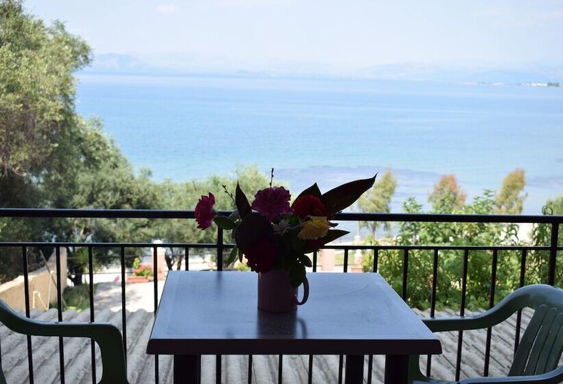 Angelica Rooms & Apartments