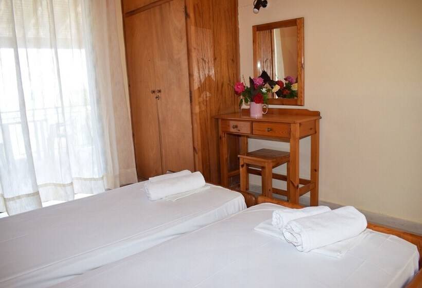 Angelica Rooms & Apartments