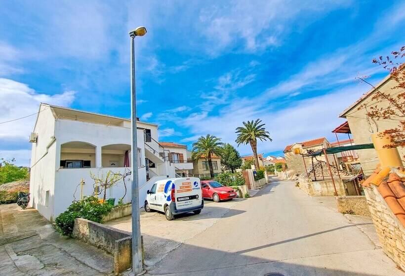 Apartment Toma
