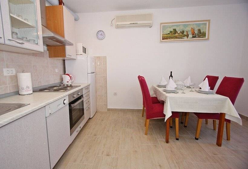 Apartment Toma