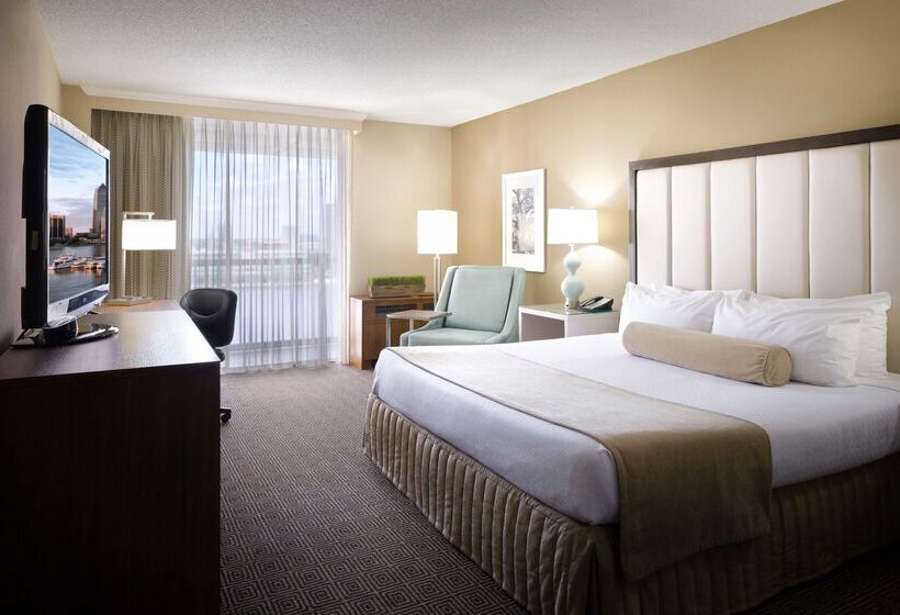 Doubletree By Hilton Hotel Jacksonville Riverfront