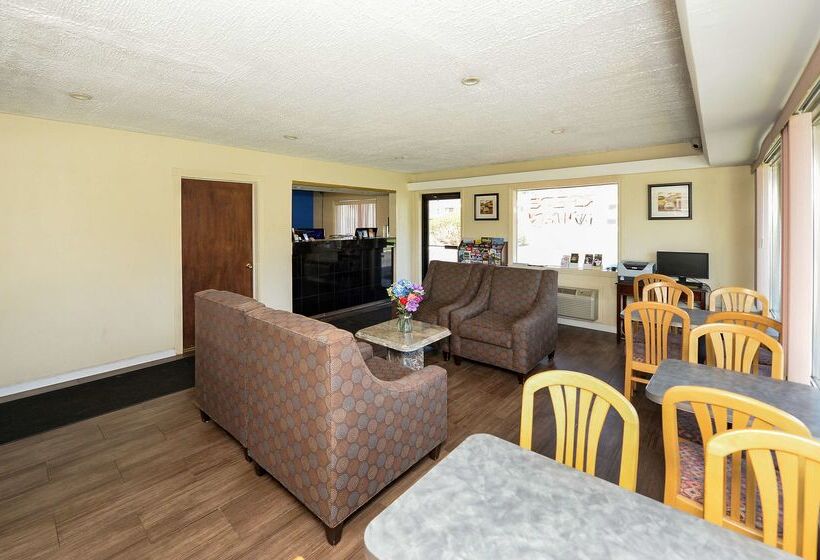 هتل Americas Best Value Inn At Central Valley Woodbury