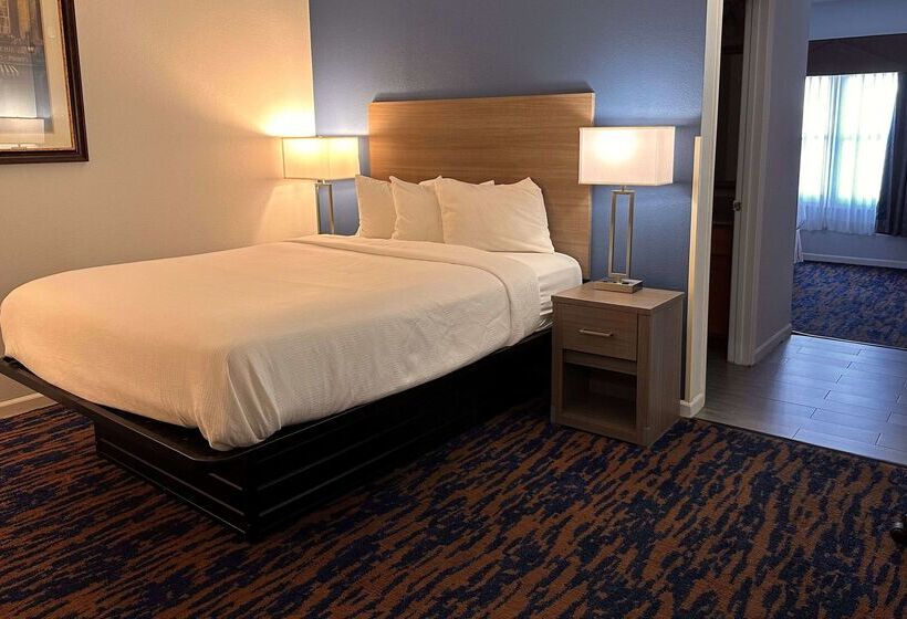 ホテル Baymont By Wyndham Indianapolis Northwest