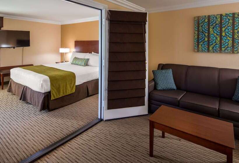 호텔 Best Western Harbour Inn & Suites Huntington   Sunset Beach