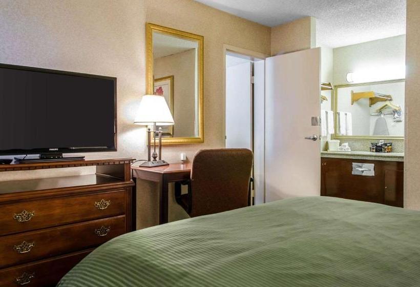 فندق Clarion Inn Pocatello