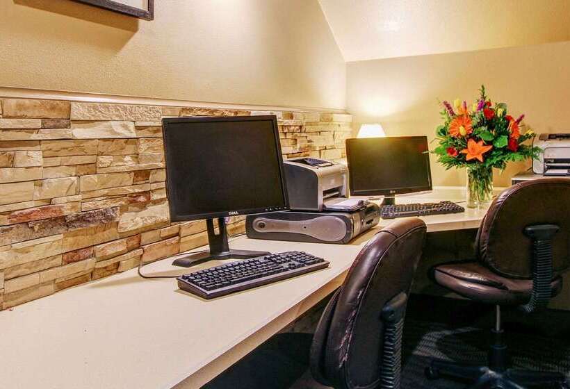 هتل Clarion Suites Anchorage Downtown