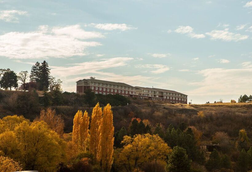 Hotel Coast Hilltop Inn