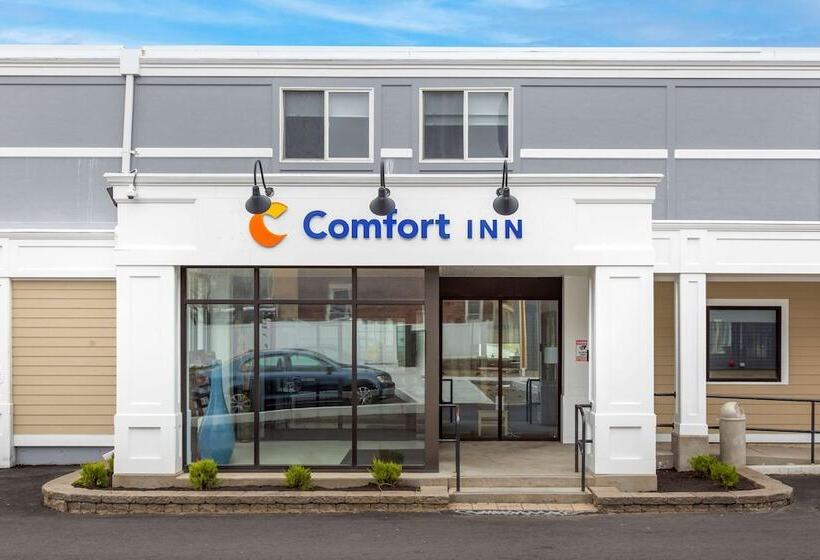 호텔 Comfort Inn Hyannis  Cape Cod