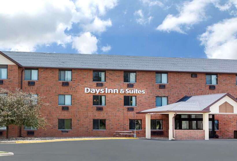 هتل Days Inn & Suites By Wyndham Des Moines Airport