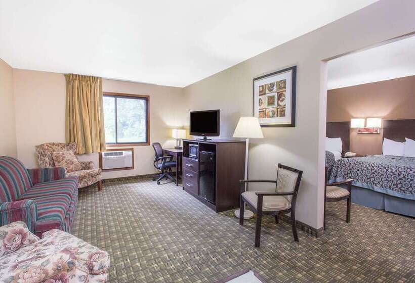 Hotel Days Inn & Suites By Wyndham Waterloo