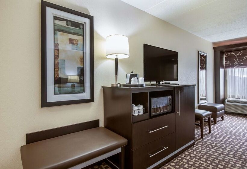 هتل Hampton Inn Columbus West