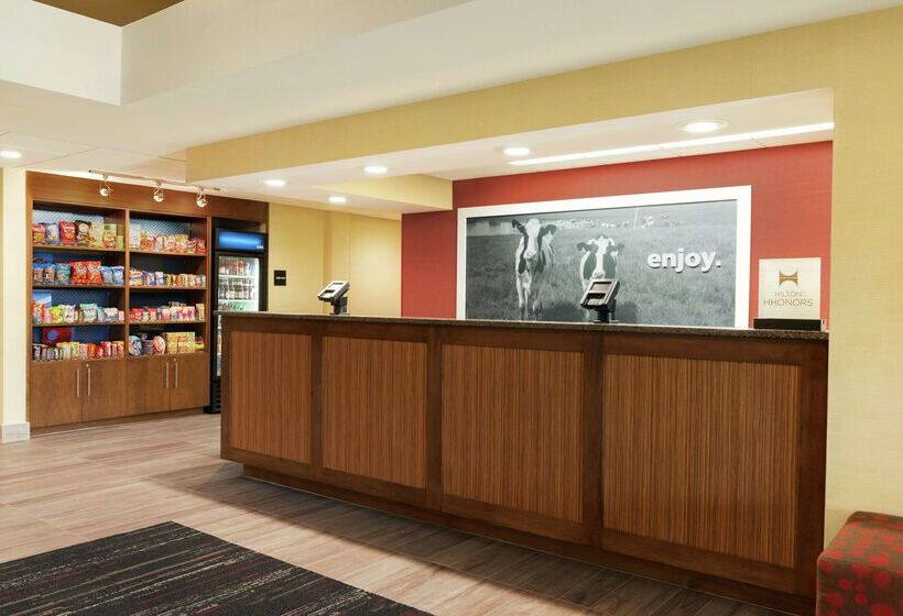 هتل Hampton Inn West Des Moines Lake Drive