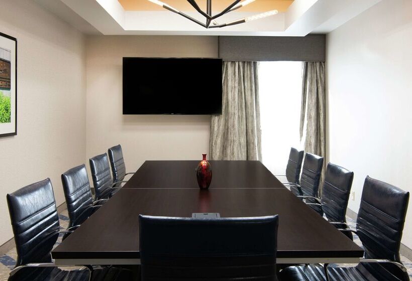 בית מלון כפרי Hampton Inn Eriesouth