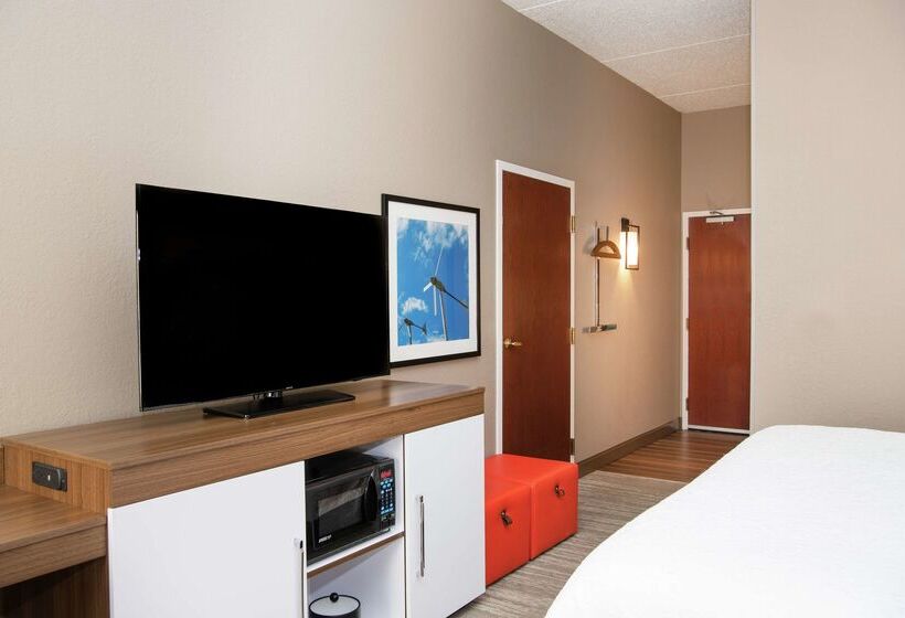 בית מלון כפרי Hampton Inn Eriesouth