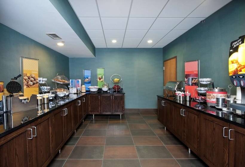 هتل Hampton Inn Grand Rapids South