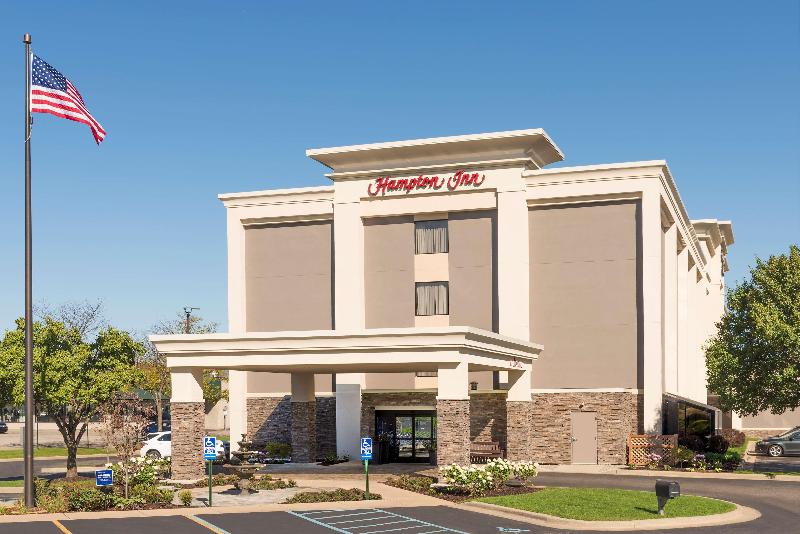 هتل Hampton Inn Grand Rapids South