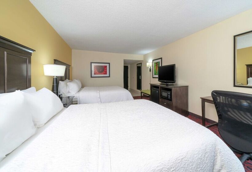 هتل Hampton Inn By Hilton Hopewell Fort Gregg Adams
