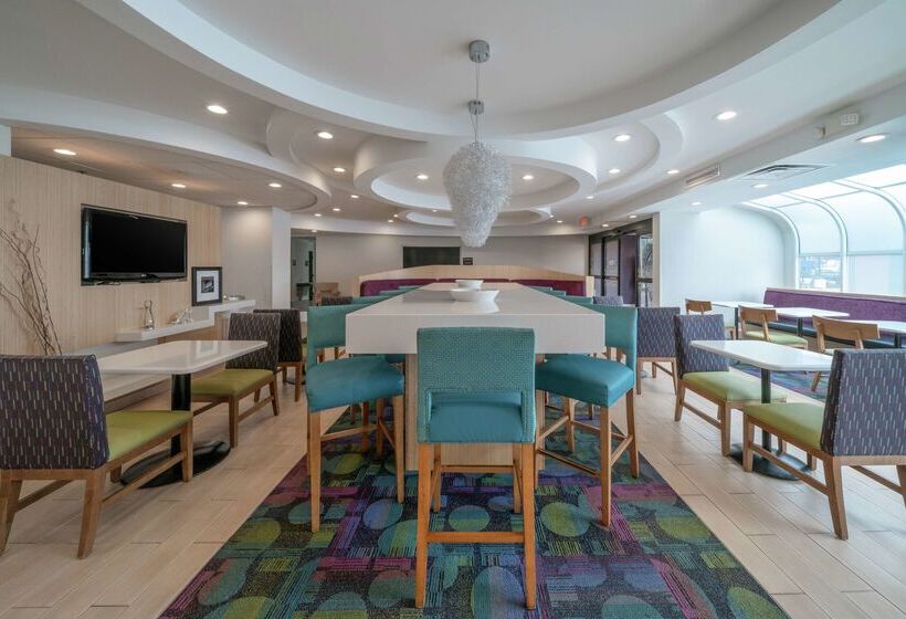 هتل Hampton Inn By Hilton Hopewell Fort Gregg Adams