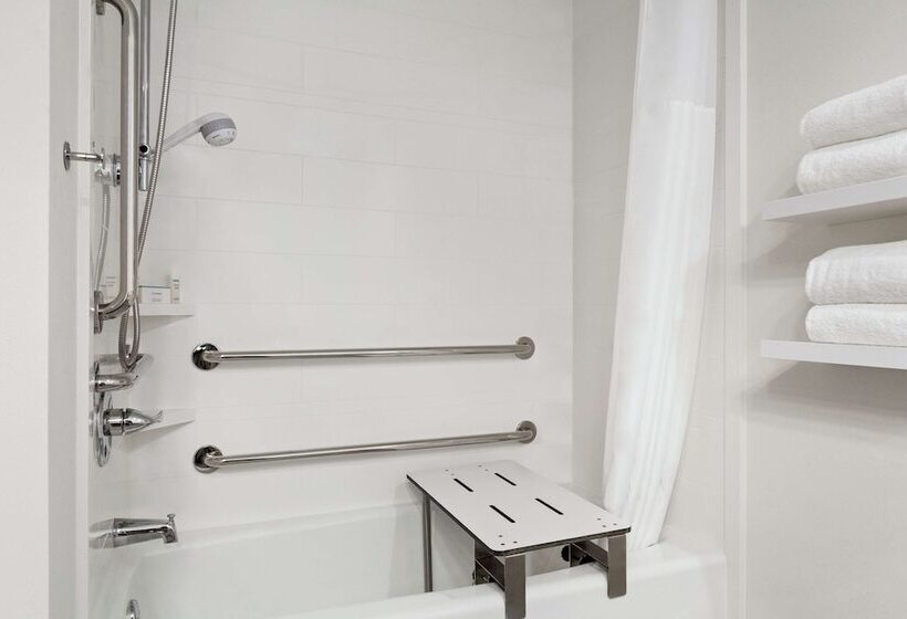 ホテル Hampton Inn Oklahoma City I 40 E