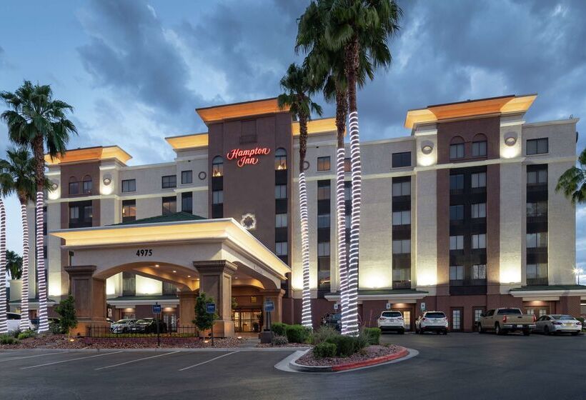 هتل Hampton Inn Tropicana