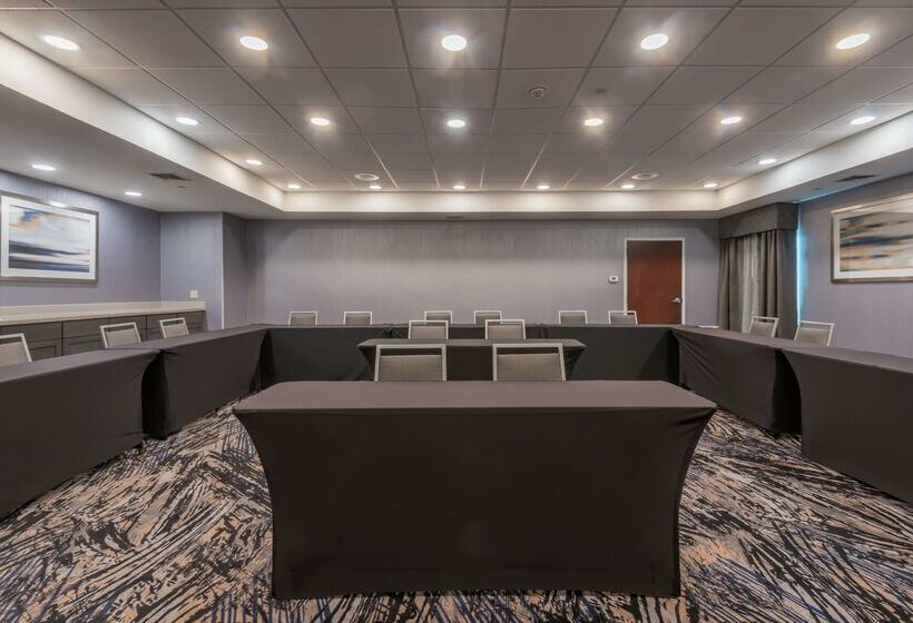 هتل Hampton Inn Waco
