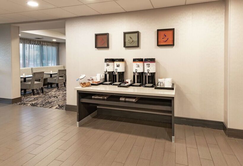 هتل Hampton Inn Waco