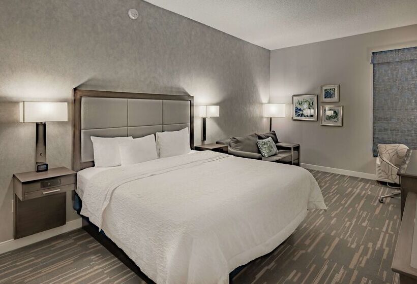 هتل Hampton Inn Waco