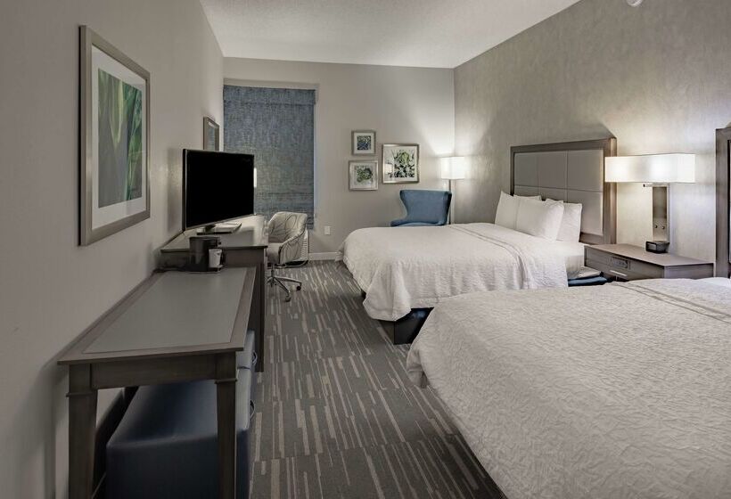 هتل Hampton Inn Waco