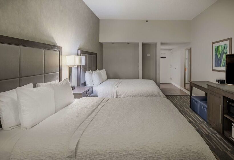 هتل Hampton Inn Waco