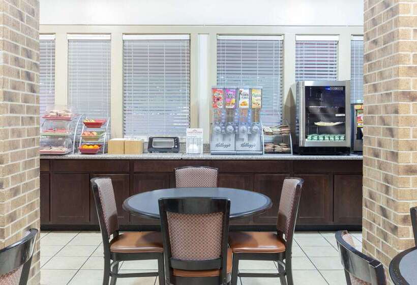 هتل Hawthorn Extended Stay By Wyndham Richardson