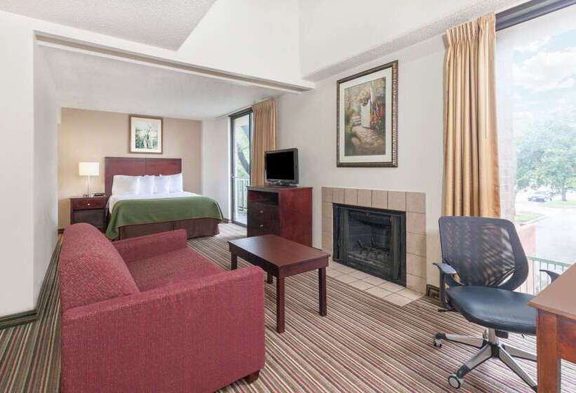 هتل Hawthorn Extended Stay By Wyndham Richardson