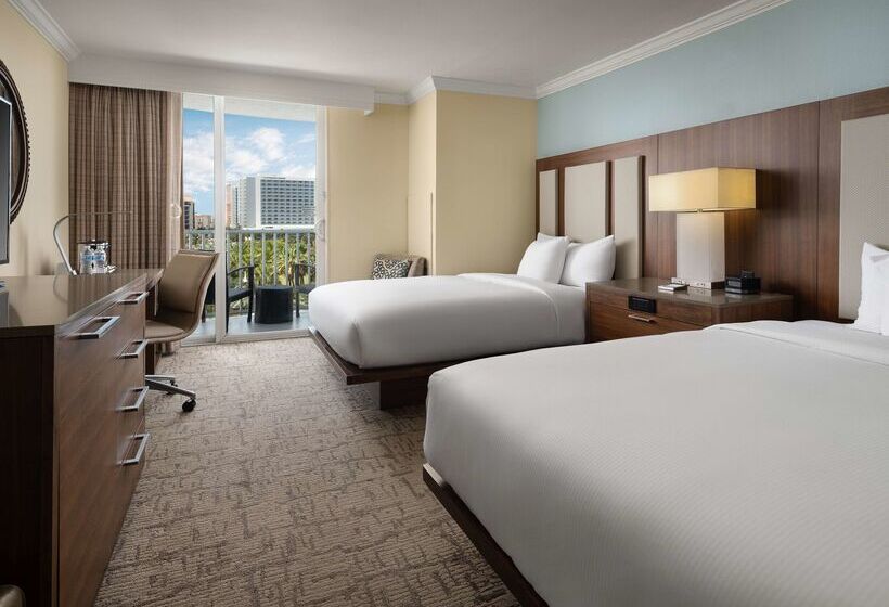 هتل Hilton Clearwater Beach Resort & Spa
