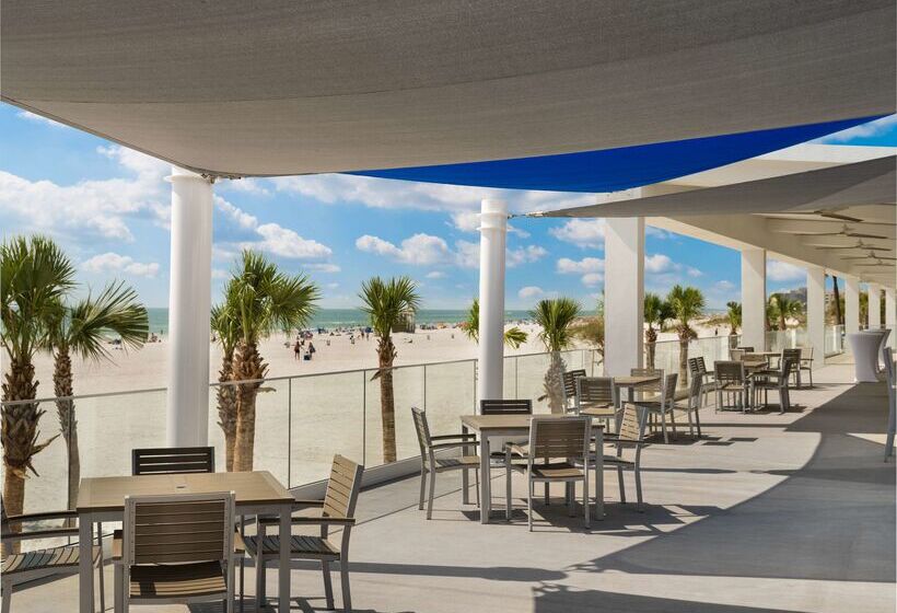 هتل Hilton Clearwater Beach Resort & Spa