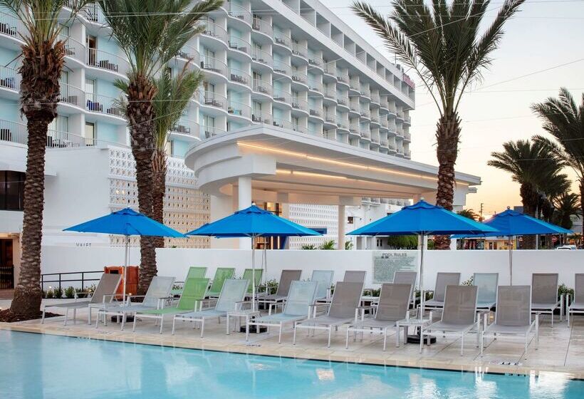 فندق Hilton Clearwater Beach Resort