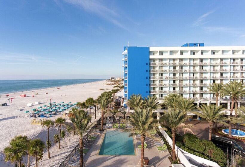 هتل Hilton Clearwater Beach Resort & Spa
