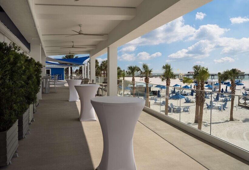 هتل Hilton Clearwater Beach Resort & Spa