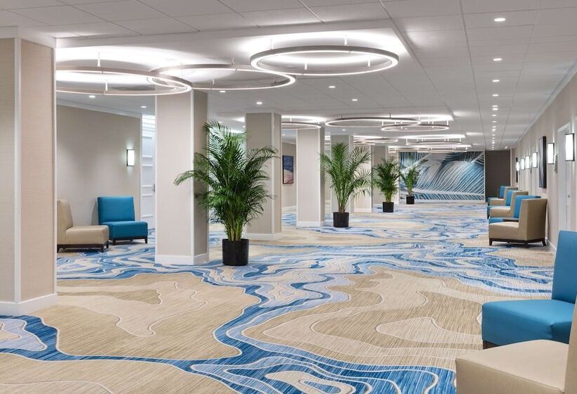 هتل Hilton Clearwater Beach Resort & Spa